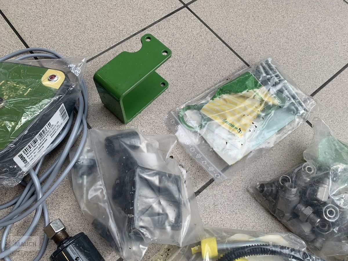 Kreiselheuer des Typs Krone Hydraulische Vorgewendestellung (B450), Neumaschine in Eben (Bild 2)