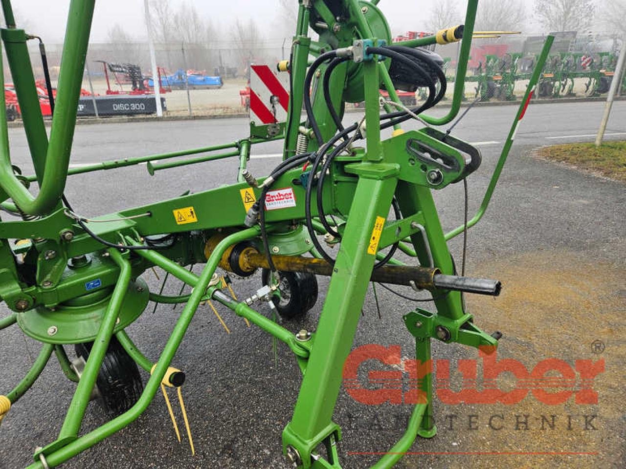 Kreiselheuer des Typs Krone KW 6,72/6, Gebrauchtmaschine in Ampfing (Bild 6)