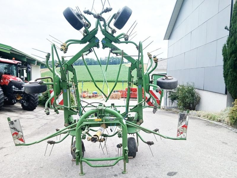 Kreiselheuer des Typs Krone KW 6.70/6 Kreiselheuer, Gebrauchtmaschine in St. Marienkirchen (Bild 2)