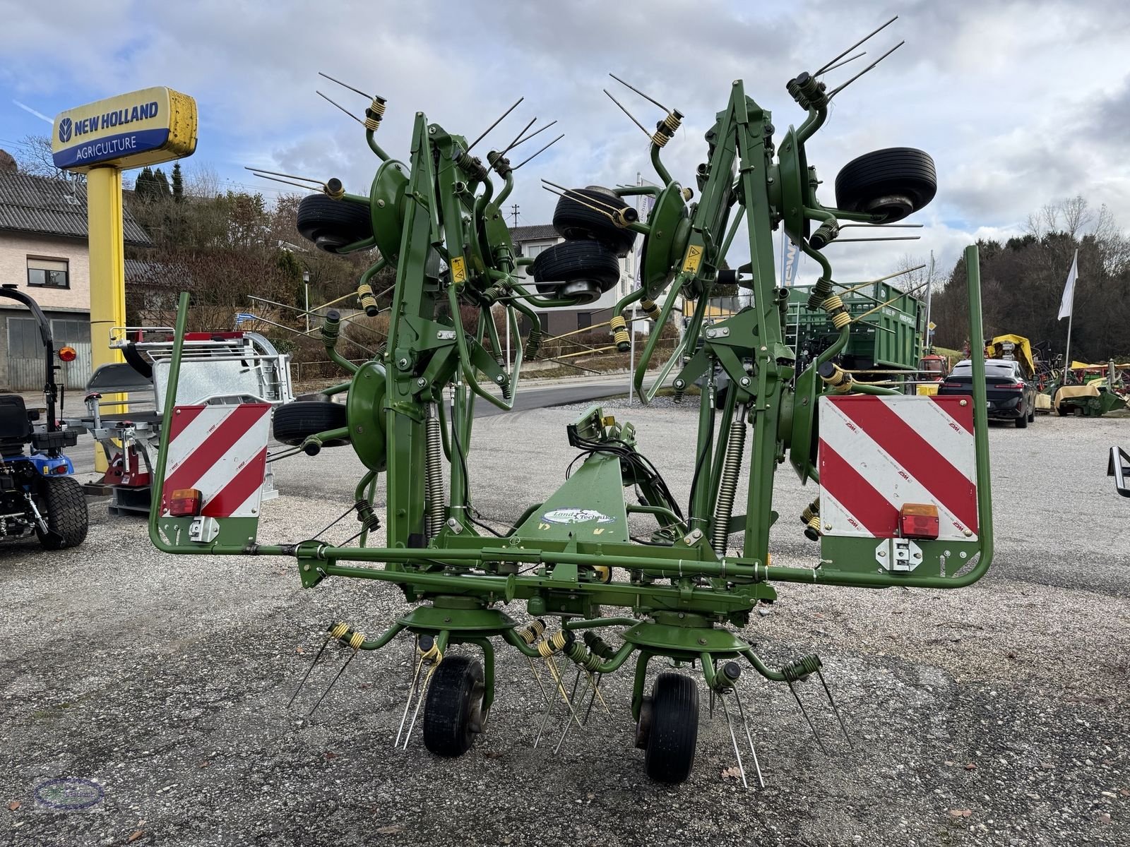 Kreiselheuer des Typs Krone KW 7,92/8, Gebrauchtmaschine in Münzkirchen (Bild 5)