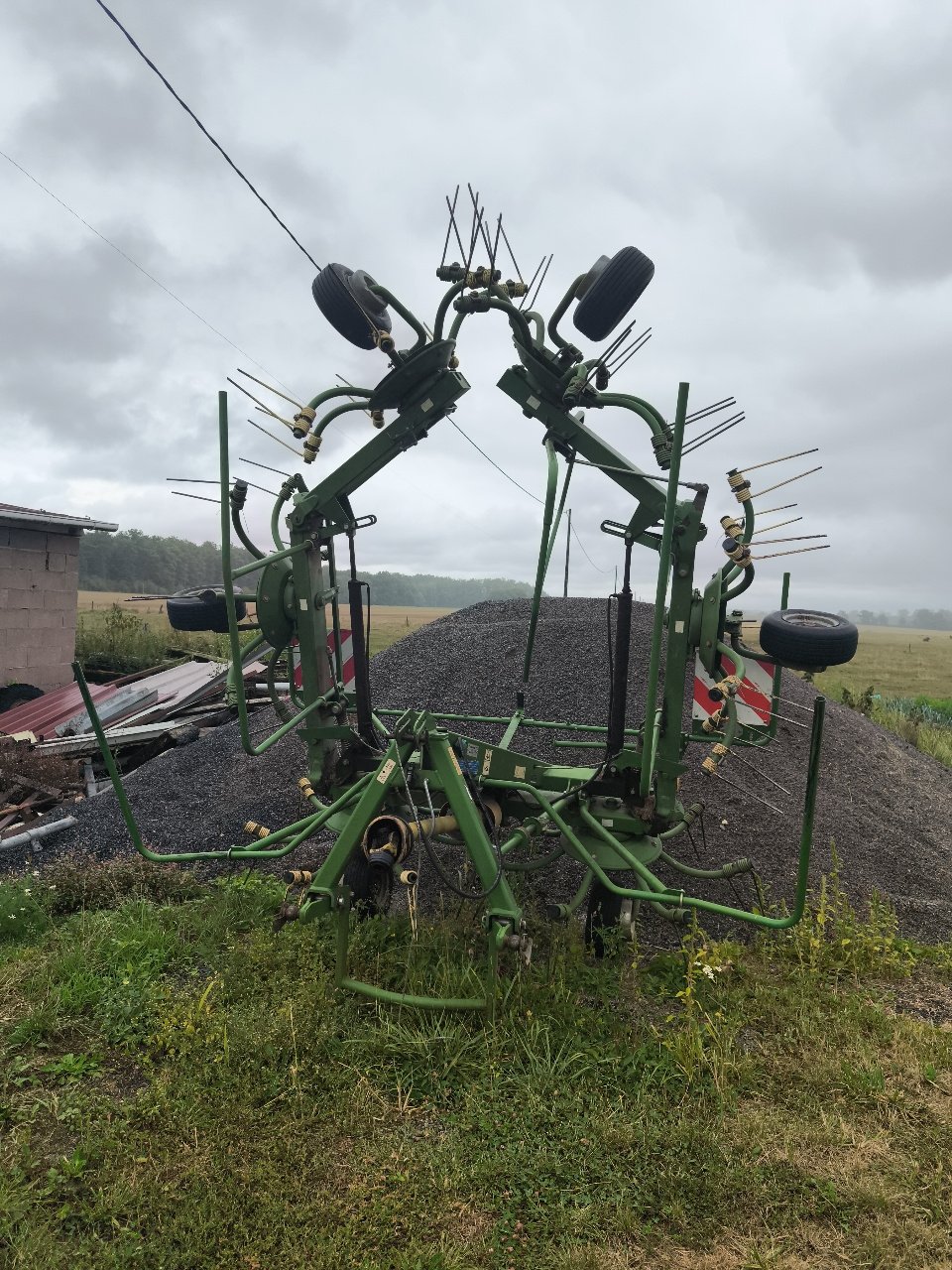 Kreiselheuer des Typs Krone KW 7.82, Gebrauchtmaschine in LIMEY-REMENAUVILLE (Bild 1)