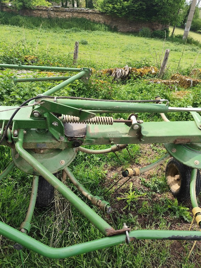Kreiselheuer des Typs Krone KW 7.82, Gebrauchtmaschine in Calmont (Bild 7)