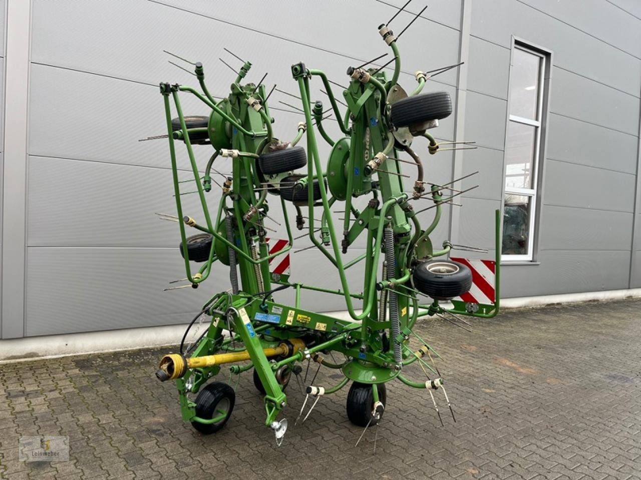 Kreiselheuer des Typs Krone KW 8.82/8, Gebrauchtmaschine in Neuhof - Dorfborn (Bild 1)