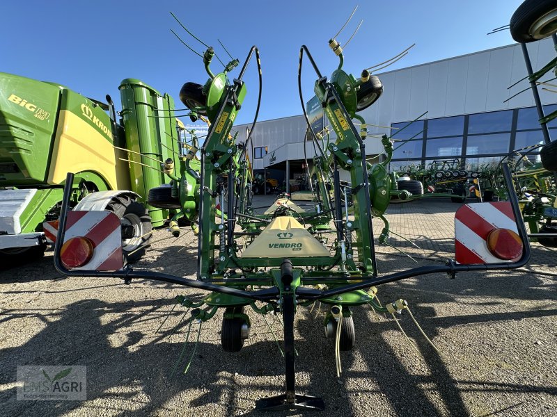 Krone KW103-13, Neumaschine, Baujahr: 2022 (Bild 1) Kreiselheuer des Typs Krone KW103-13, Neumaschine in Vöhringen (Bild 1)
