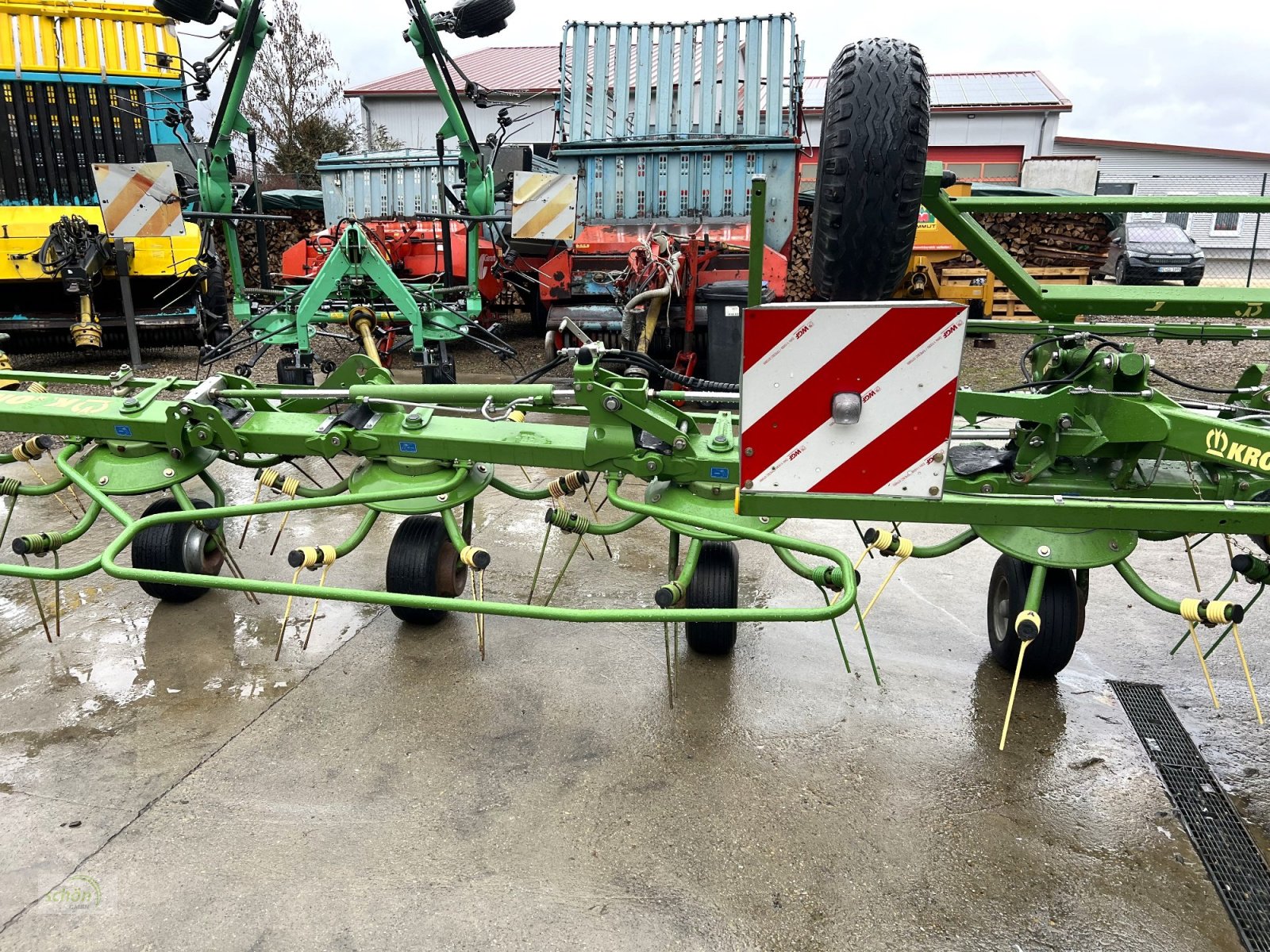 Kreiselheuer Türe ait Krone KWT 11.22/10 - ein 10-er Kreiselheuer mit Fahrwerk, Gebrauchtmaschine içinde Burgrieden (resim 28)