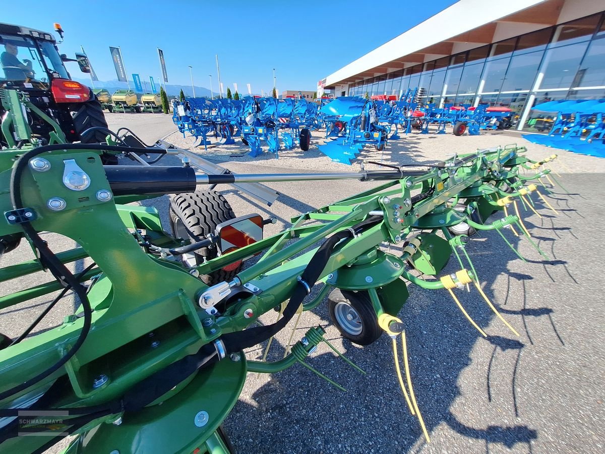 Kreiselheuer des Typs Krone KWT 1300, Neumaschine in Gampern (Bild 12)