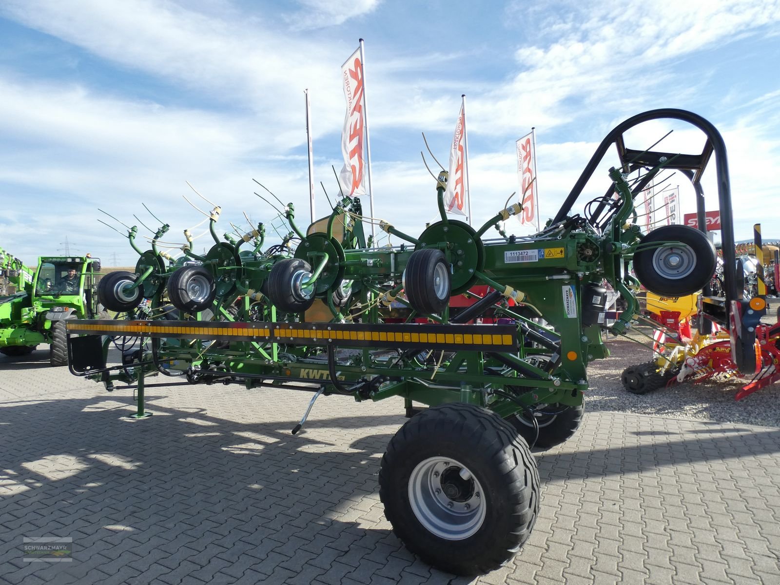 Kreiselheuer des Typs Krone KWT 1600, Neumaschine in Gampern (Bild 7)