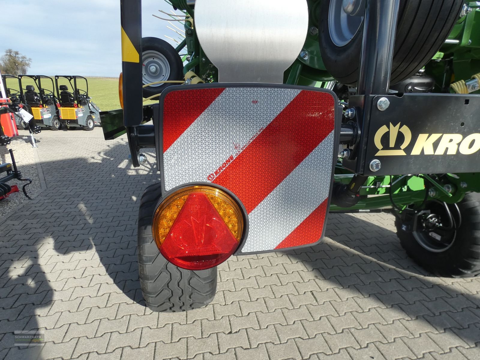Kreiselheuer des Typs Krone KWT 1600, Neumaschine in Gampern (Bild 18)