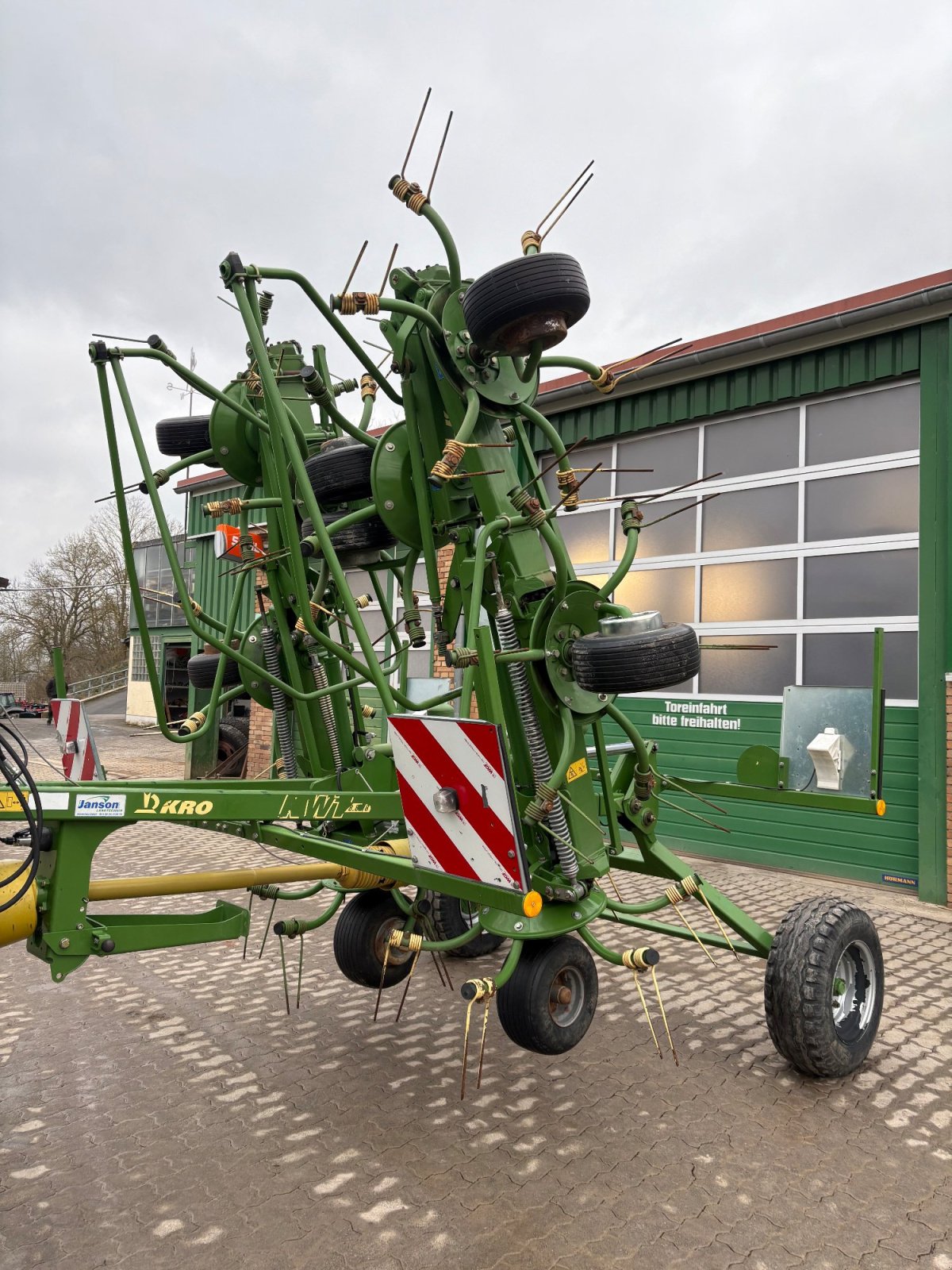 Kreiselheuer типа Krone KWT 8.82/8, Gebrauchtmaschine в Diemelsee (Фотография 1)