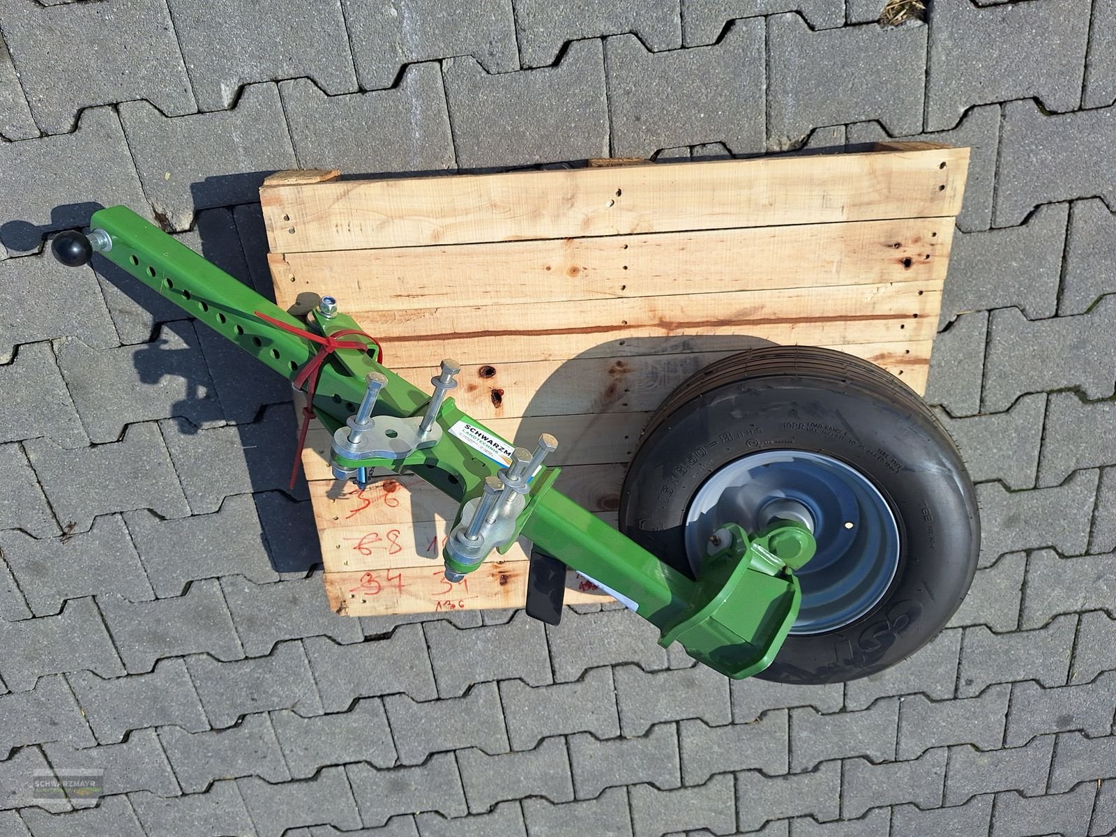 Kreiselheuer of the type Krone Tastrad Vendro, Neumaschine in Gampern (Picture 7)