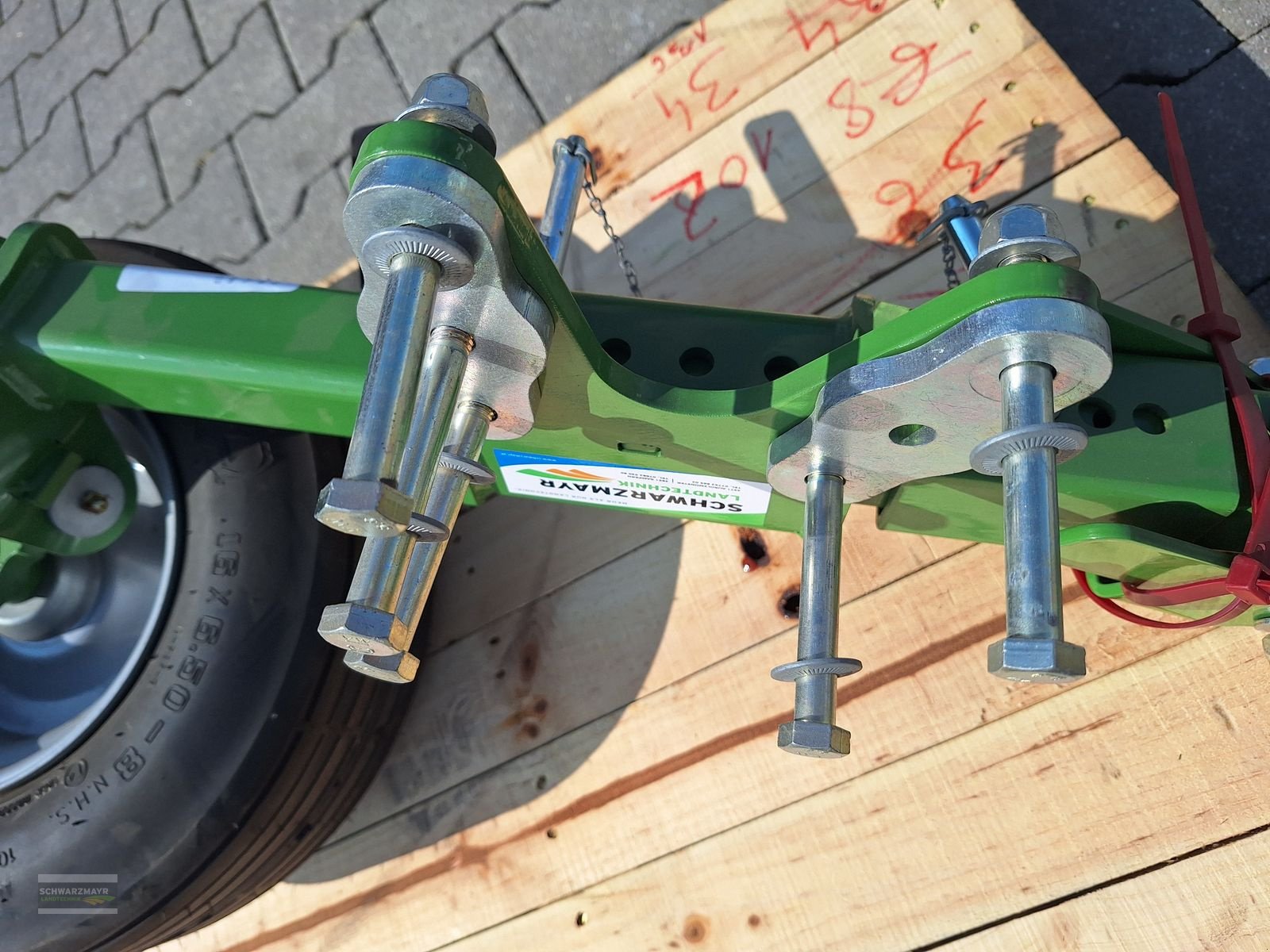 Kreiselheuer of the type Krone Tastrad Vendro, Neumaschine in Gampern (Picture 10)