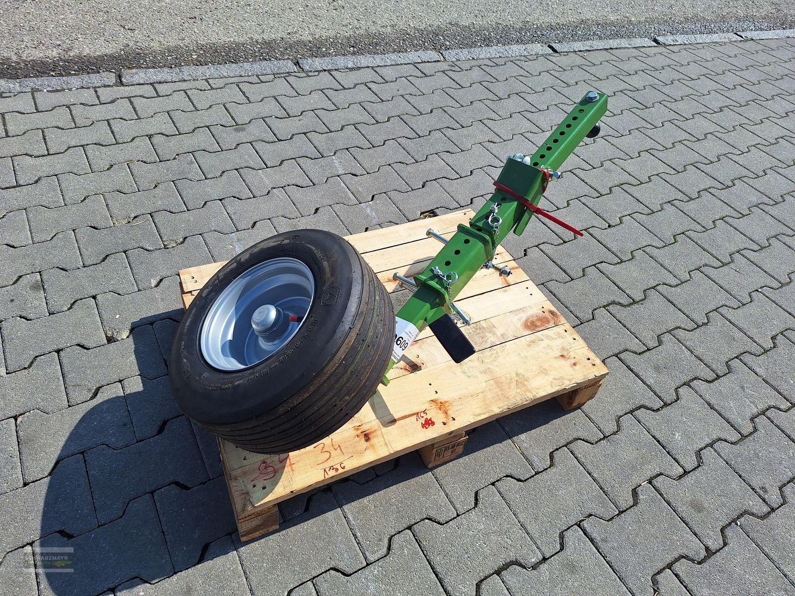 Kreiselheuer of the type Krone Tastrad Vendro, Neumaschine in Gampern (Picture 5)