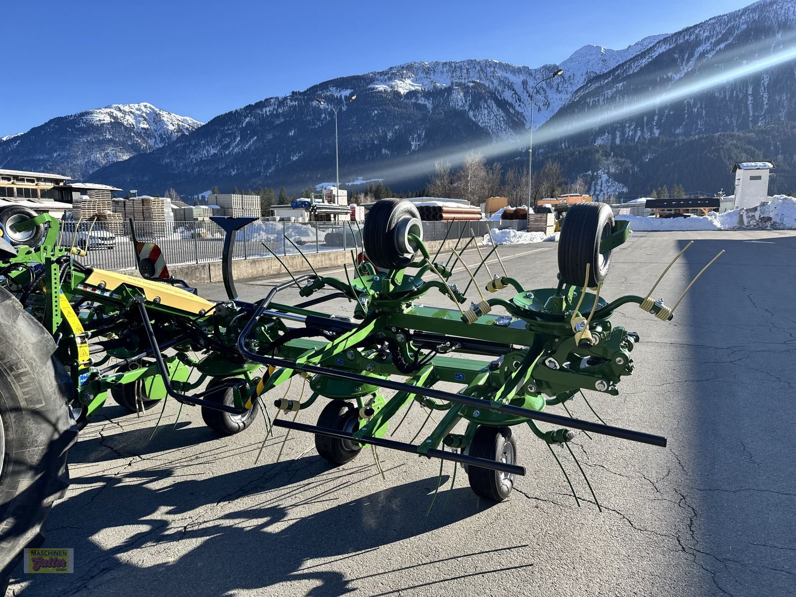 Kreiselheuer of the type Krone Vendro 1020 Kreiselzettwender, Neumaschine in Kötschach (Picture 17)