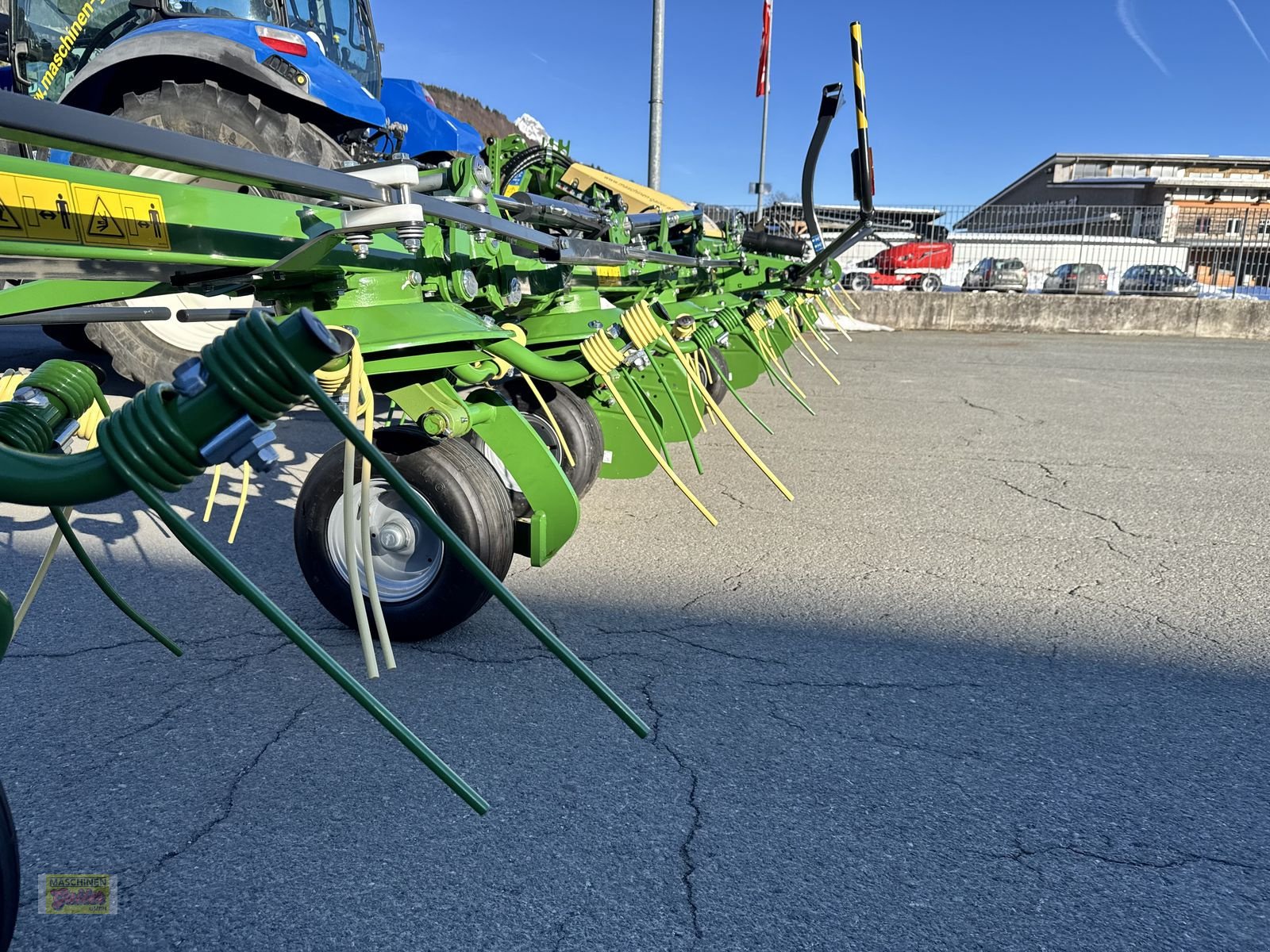 Kreiselheuer of the type Krone Vendro 1020 Kreiselzettwender, Neumaschine in Kötschach (Picture 25)