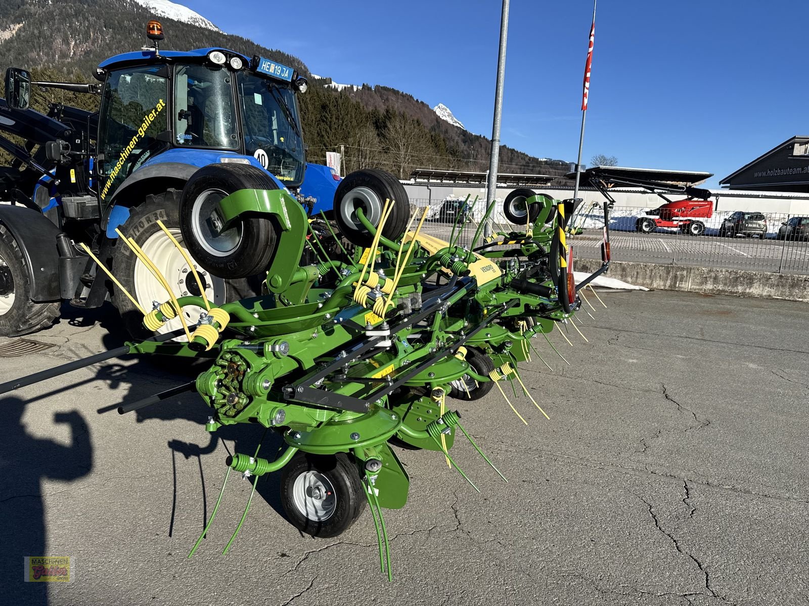 Kreiselheuer of the type Krone Vendro 1020 Kreiselzettwender, Neumaschine in Kötschach (Picture 15)