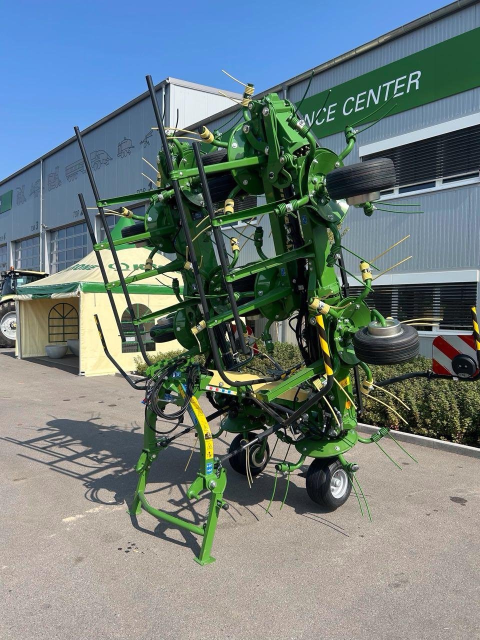 Kreiselheuer des Typs Krone VENDRO 1020 (KW103-15), Neumaschine in Nabburg (Bild 3)