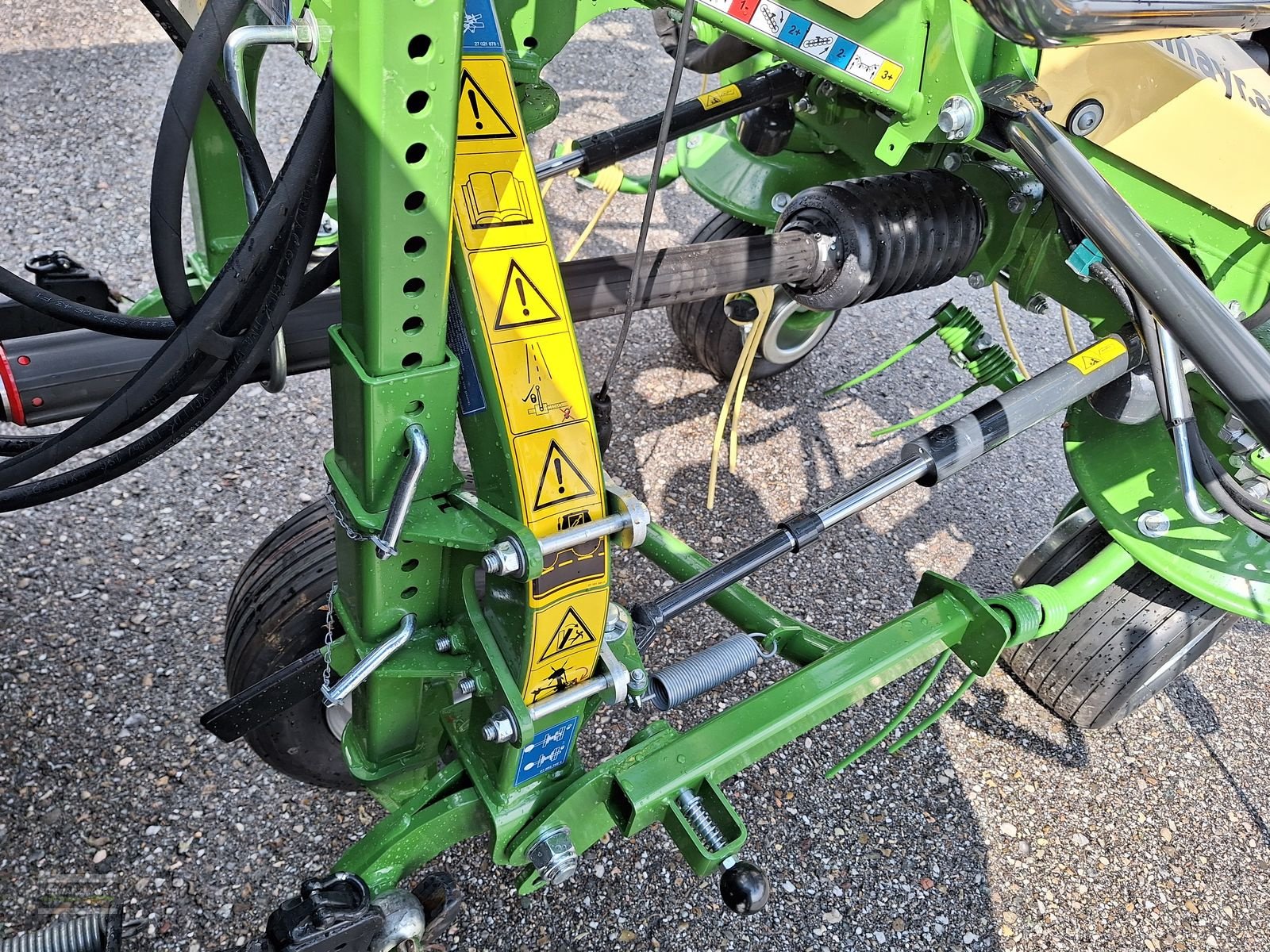 Kreiselheuer of the type Krone Vendro 1020, Neumaschine in Aurolzmünster (Picture 9)