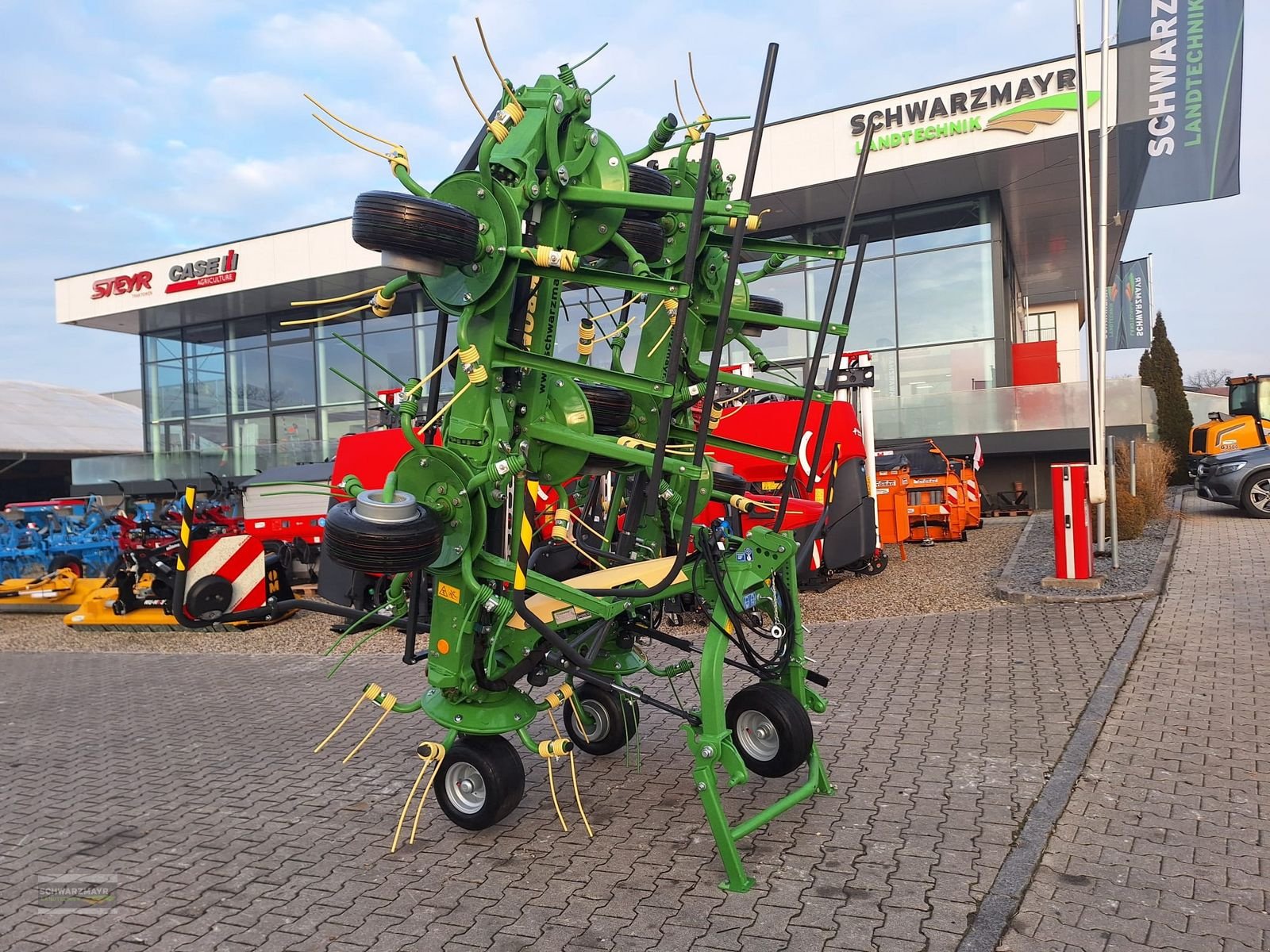 Kreiselheuer des Typs Krone Vendro 1020, Neumaschine in Aurolzmünster (Bild 1)