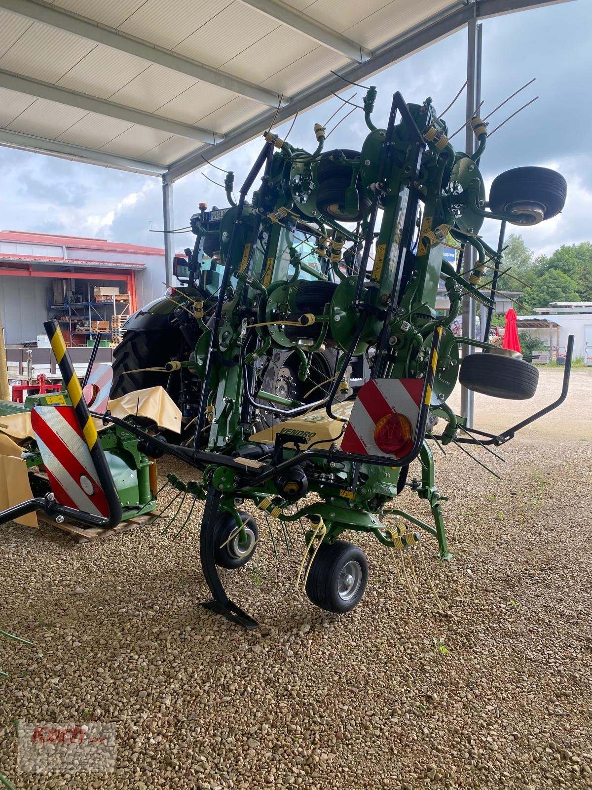 Kreiselheuer des Typs Krone Vendro 1020, Neumaschine in Neumarkt / Pölling (Bild 4)