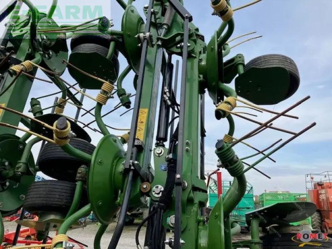 Kreiselheuer typu Krone vendro 1120, Gebrauchtmaschine w GENNES-SUR-GLAIZE (Zdjęcie 6)