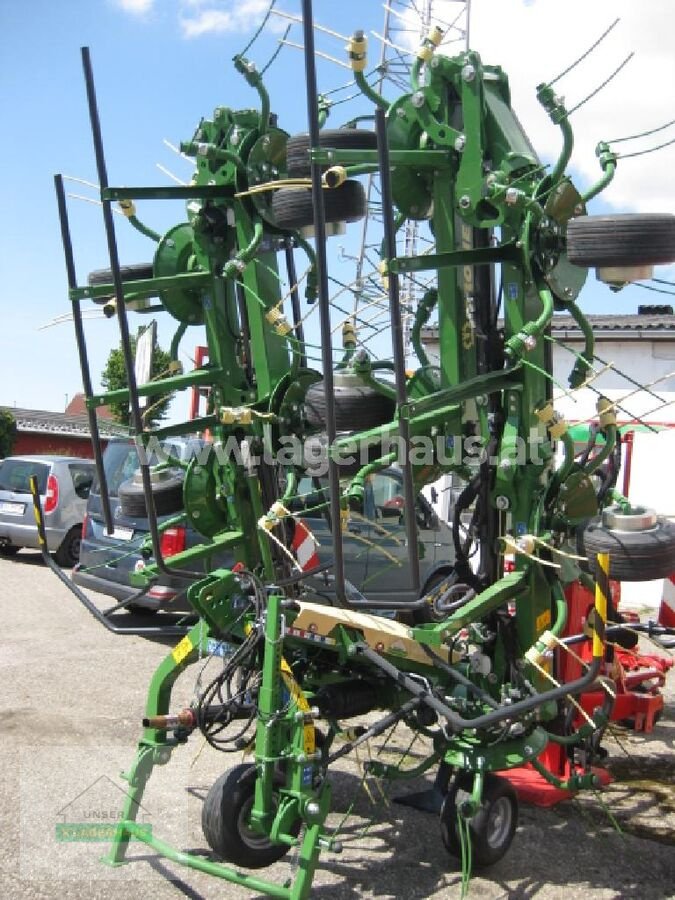 Kreiselheuer of the type Krone VENDRO 1120, Neumaschine in Ottensheim (Picture 5)