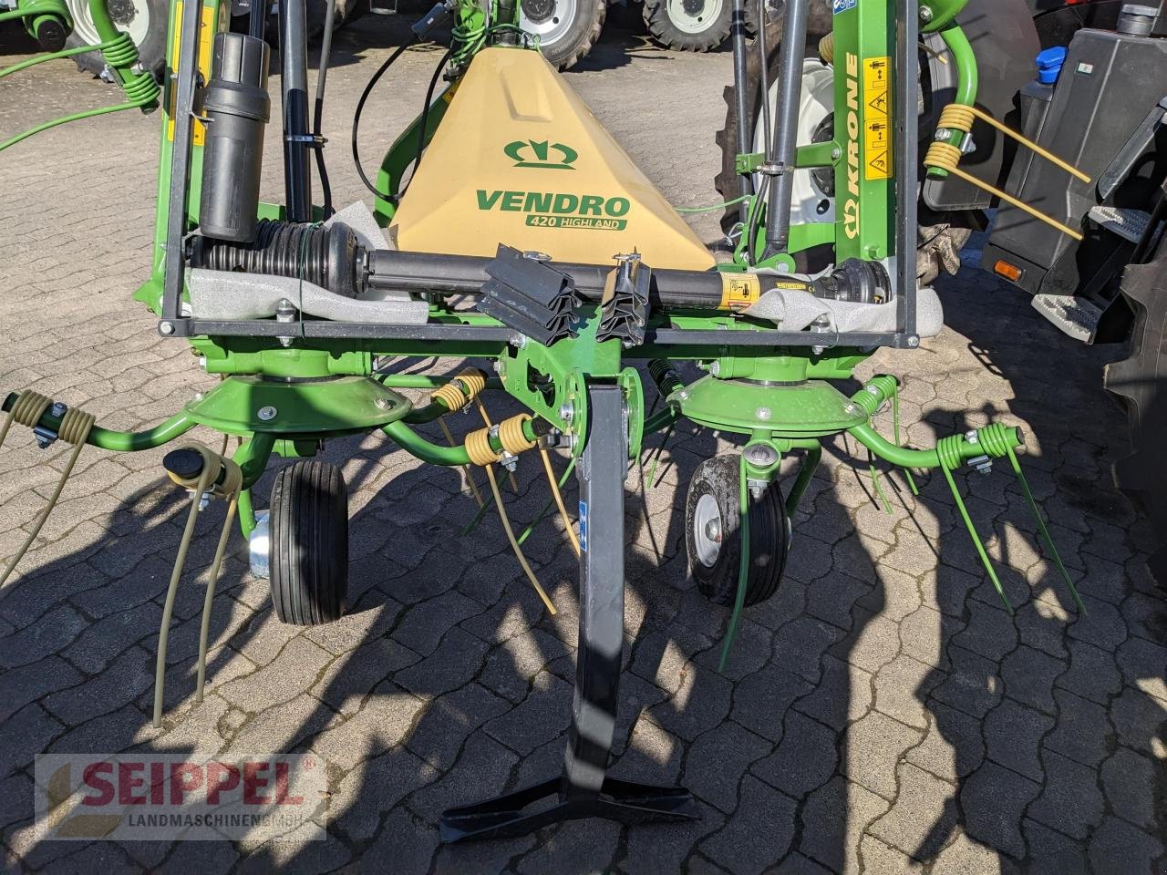 Kreiselheuer del tipo Krone VENDRO 420 HIGHLAND KW603-12, Neumaschine In Groß-Umstadt (Immagine 1)