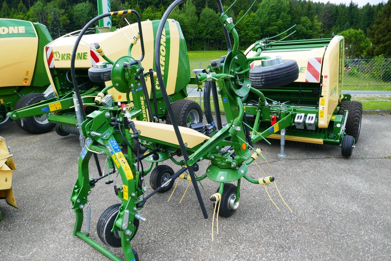 Kreiselheuer of the type Krone Vendro 420 Highland, Gebrauchtmaschine in Villach (Picture 2)
