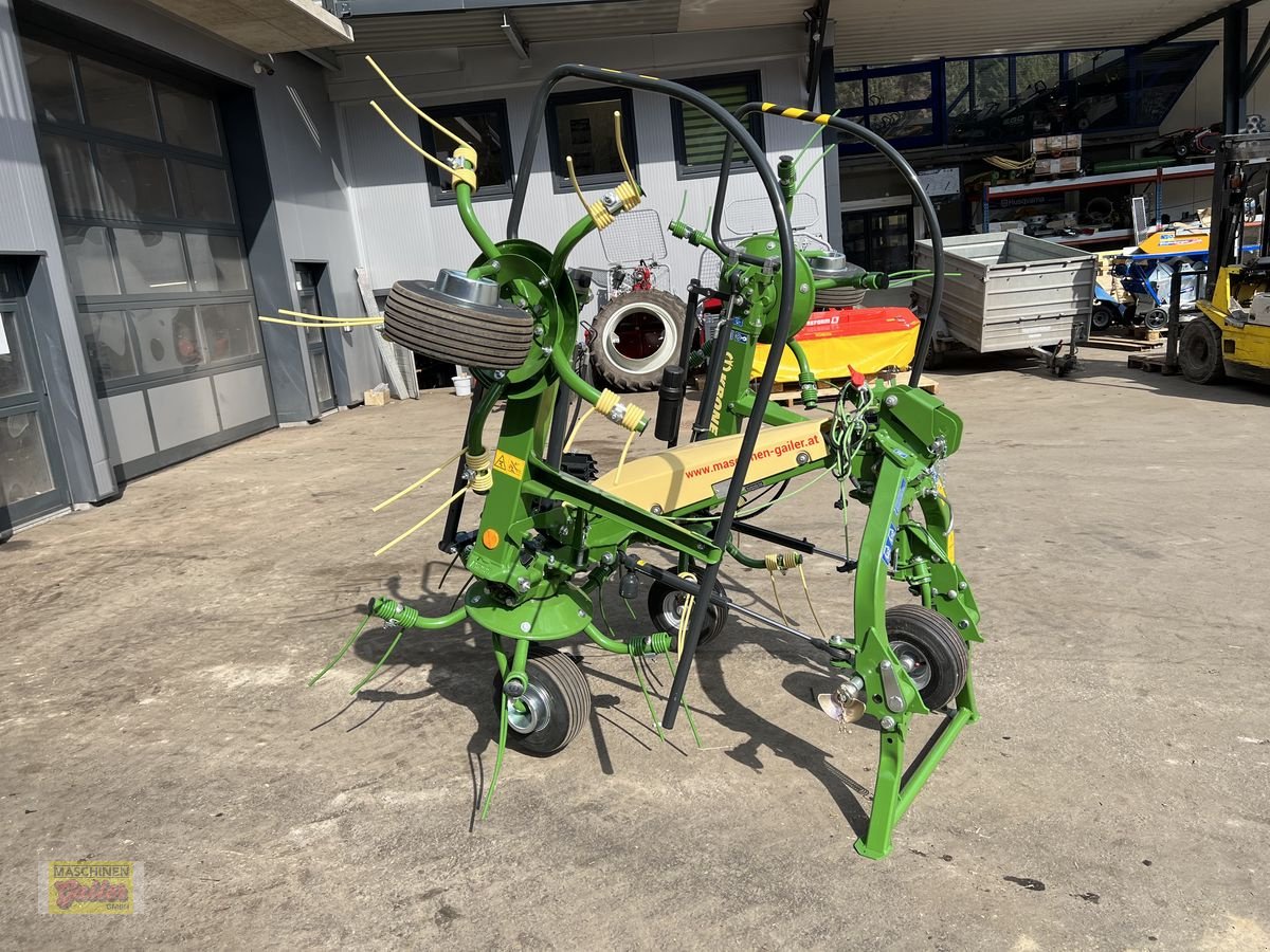 Kreiselheuer des Typs Krone Vendro 420 Highland, Neumaschine in Kötschach (Bild 3)