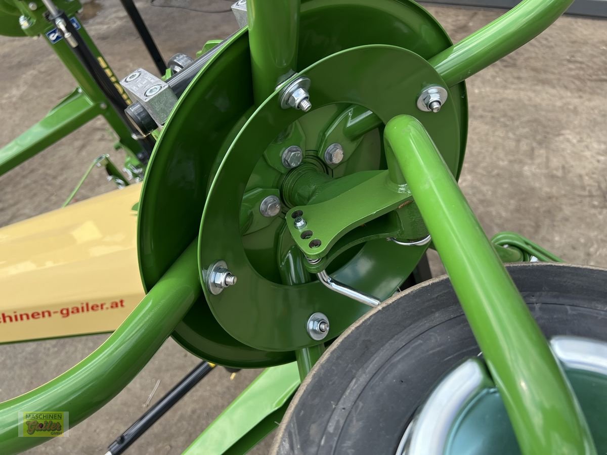 Kreiselheuer des Typs Krone Vendro 420 Highland, Neumaschine in Kötschach (Bild 9)