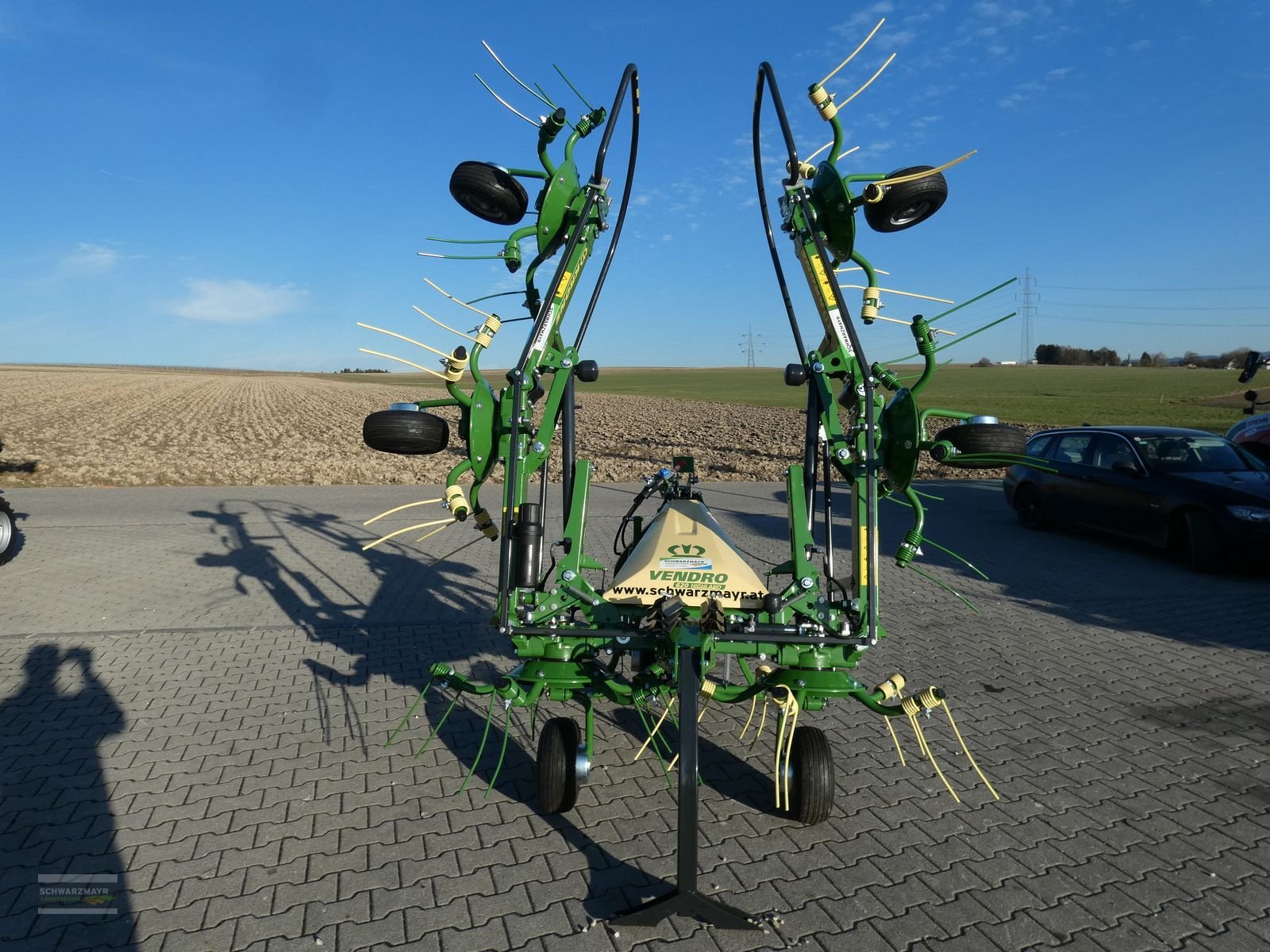 Kreiselheuer of the type Krone Vendro 620 Highland, Neumaschine in Aurolzmünster (Picture 4)