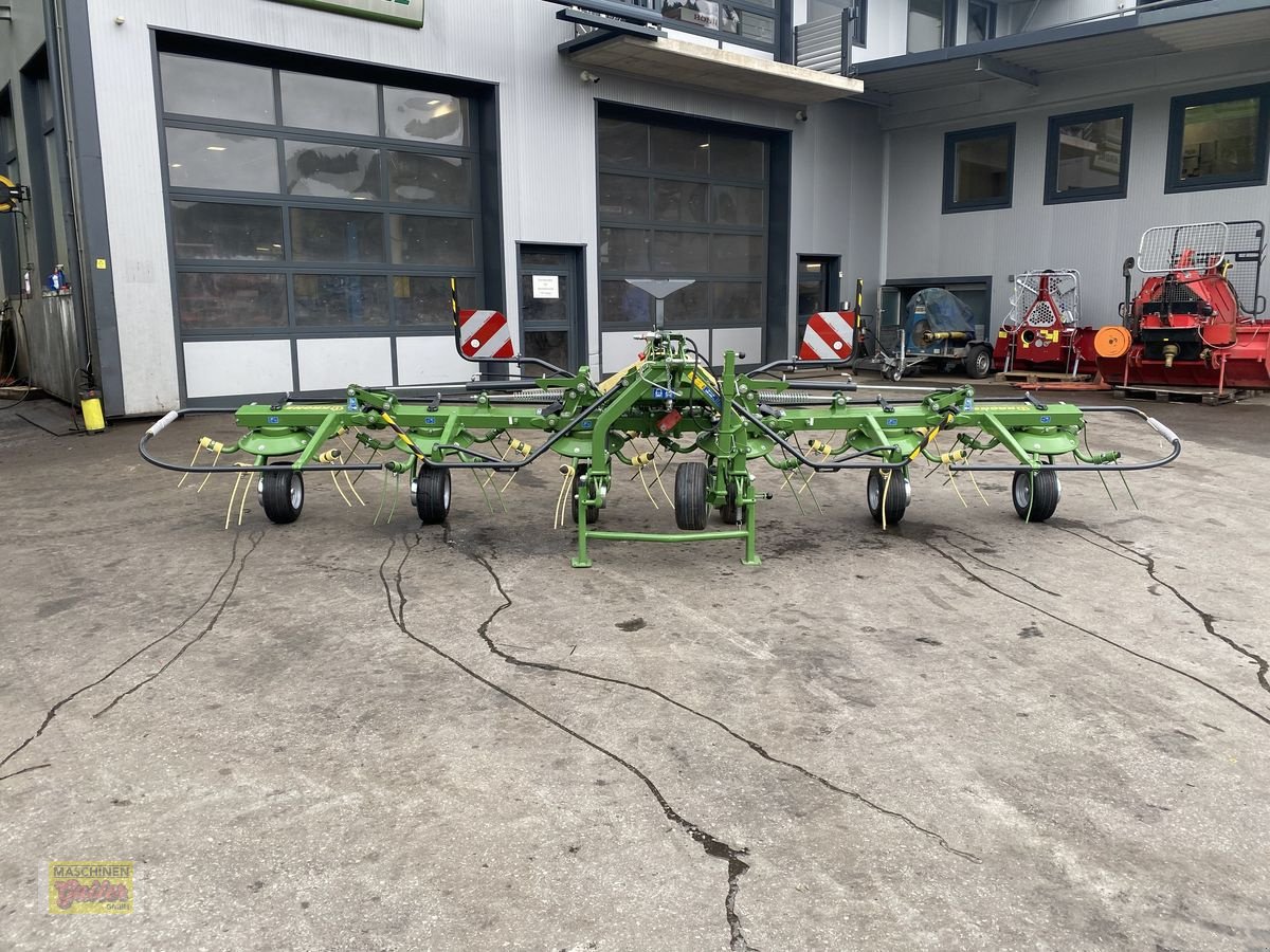 Kreiselheuer of the type Krone Vendro 620, Neumaschine in Kötschach (Picture 26)