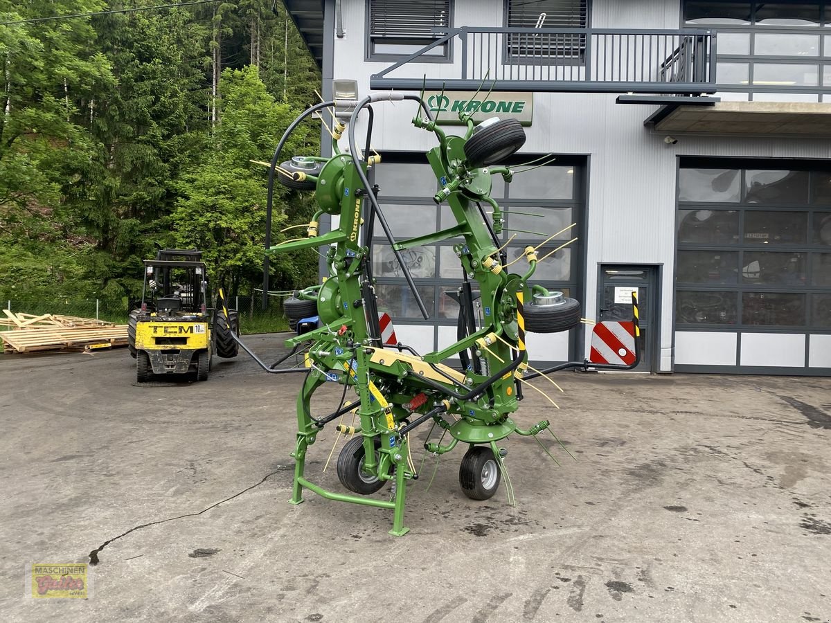 Kreiselheuer of the type Krone Vendro 620, Neumaschine in Kötschach (Picture 11)