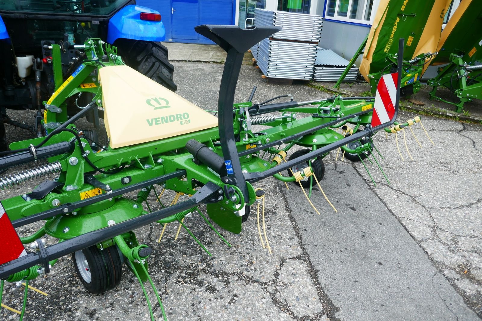 Kreiselheuer del tipo Krone Vendro 680 Hydro, Gebrauchtmaschine In Villach (Immagine 6)