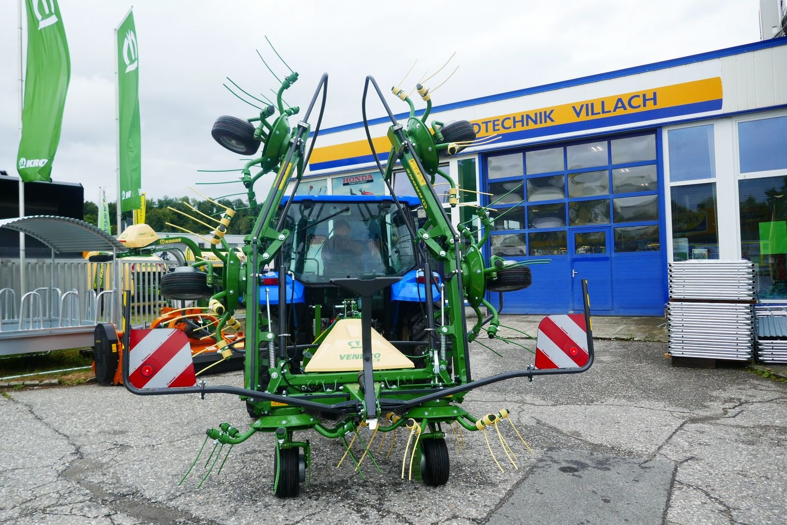 Kreiselheuer del tipo Krone Vendro 680 Hydro, Gebrauchtmaschine In Villach (Immagine 1)