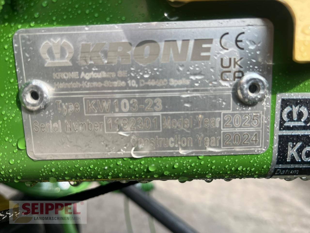 Kreiselheuer of the type Krone VENDRO 680, Neumaschine in Groß-Umstadt (Picture 4)