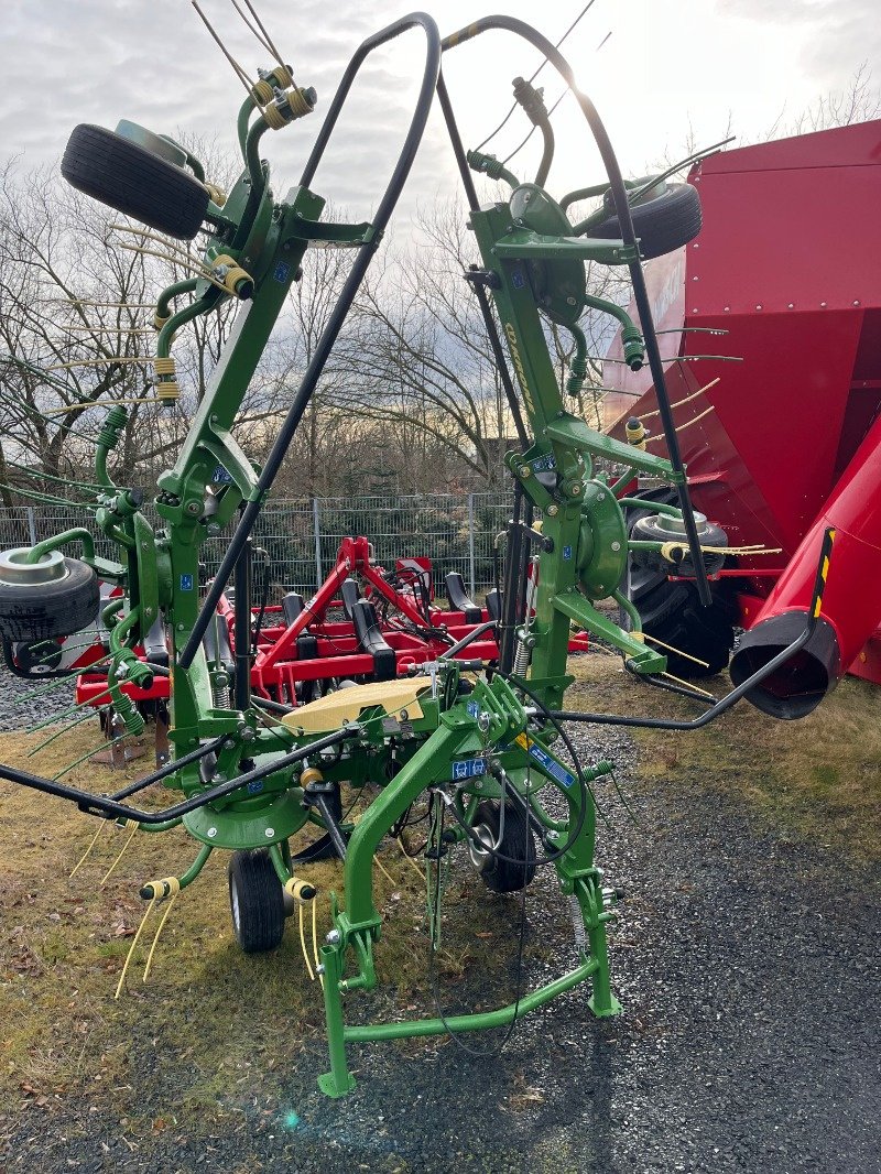 Kreiselheuer Türe ait Krone Vendro 680, Neumaschine içinde Ebersbach (resim 7)