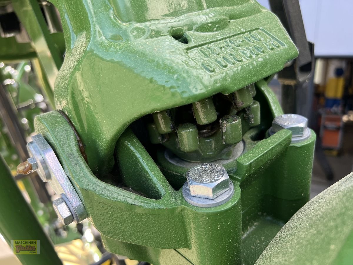 Kreiselheuer of the type Krone Vendro 820 Highland, Neumaschine in Kötschach (Picture 15)