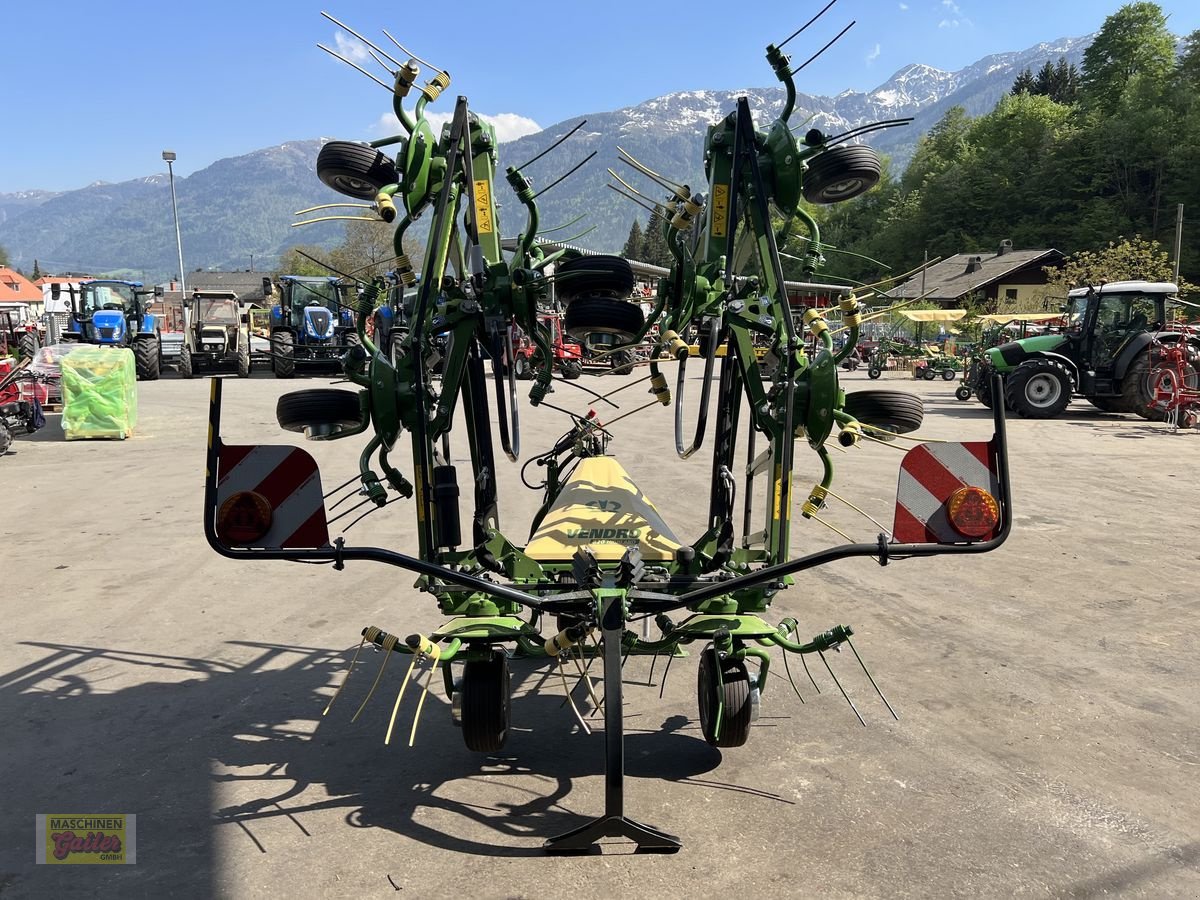 Kreiselheuer of the type Krone Vendro 820 Highland, Neumaschine in Kötschach (Picture 7)