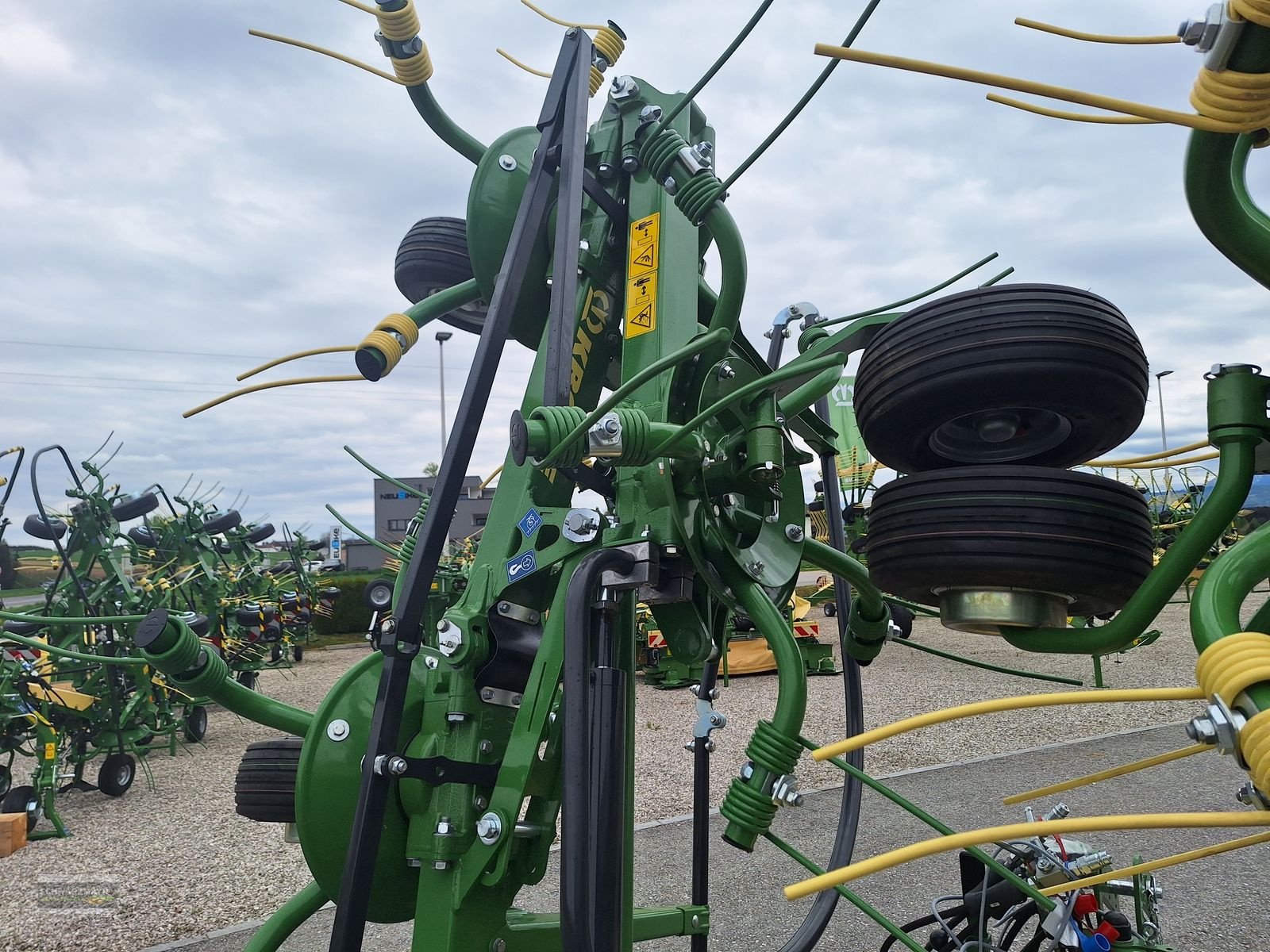 Kreiselheuer Türe ait Krone Vendro 820 Highland, Neumaschine içinde Gampern (resim 13)