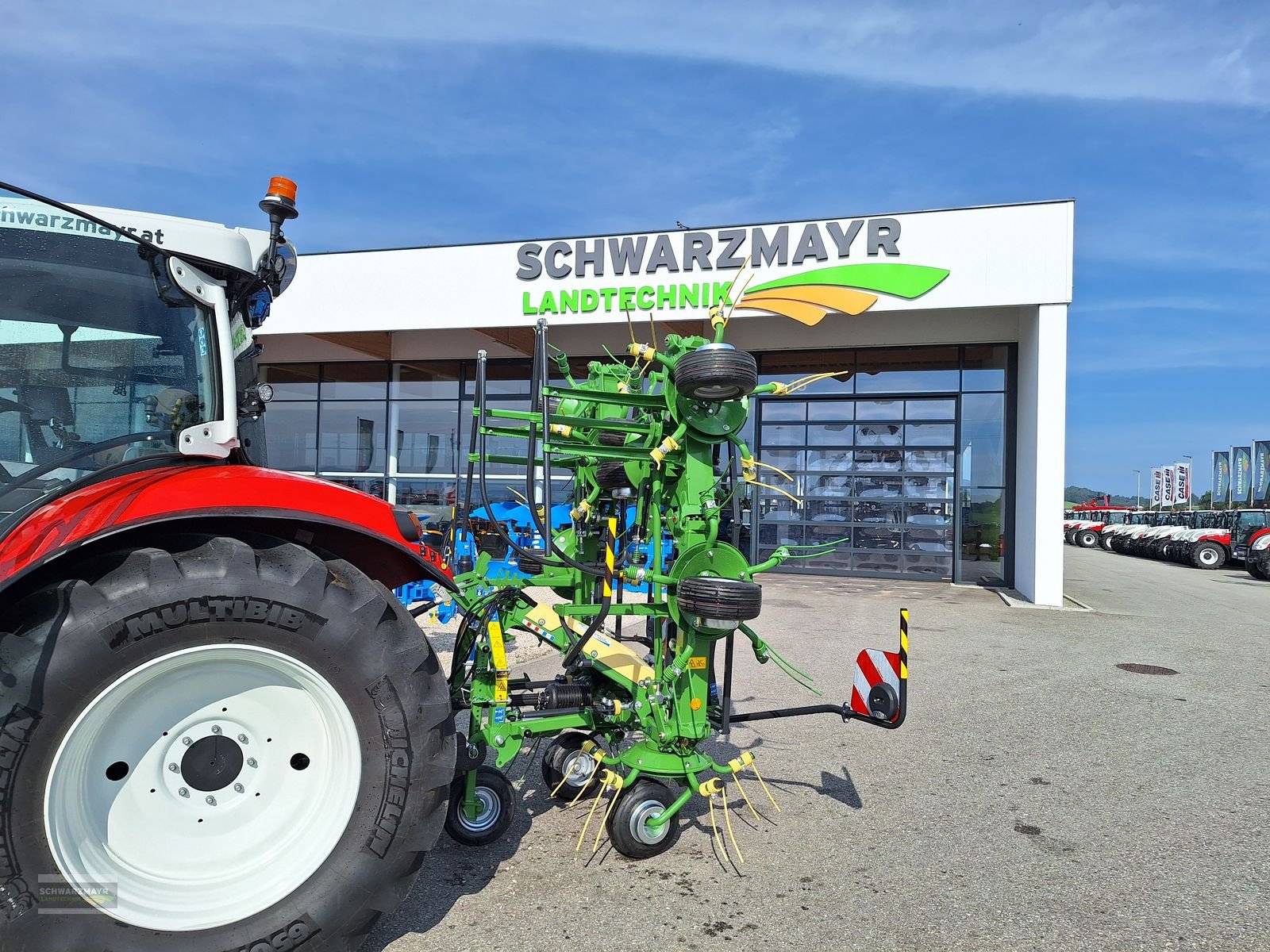 Kreiselheuer of the type Krone Vendro 820, Neumaschine in Aurolzmünster (Picture 2)