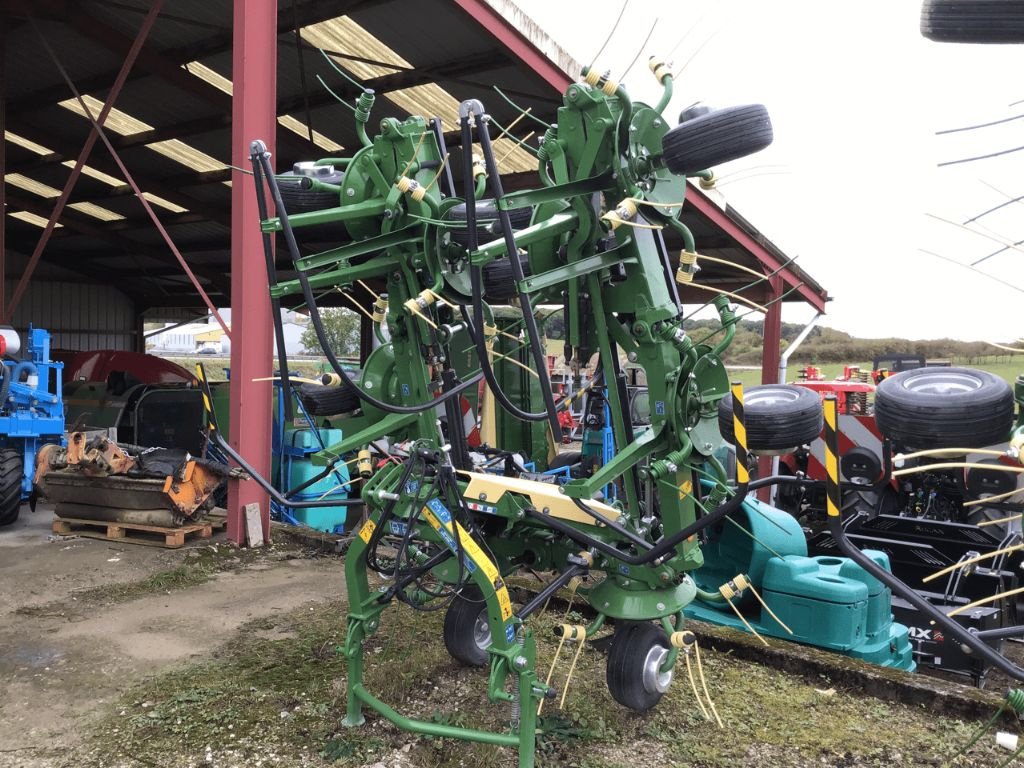 Kreiselheuer Türe ait Krone Vendro 820, Gebrauchtmaschine içinde azerailles (resim 1)