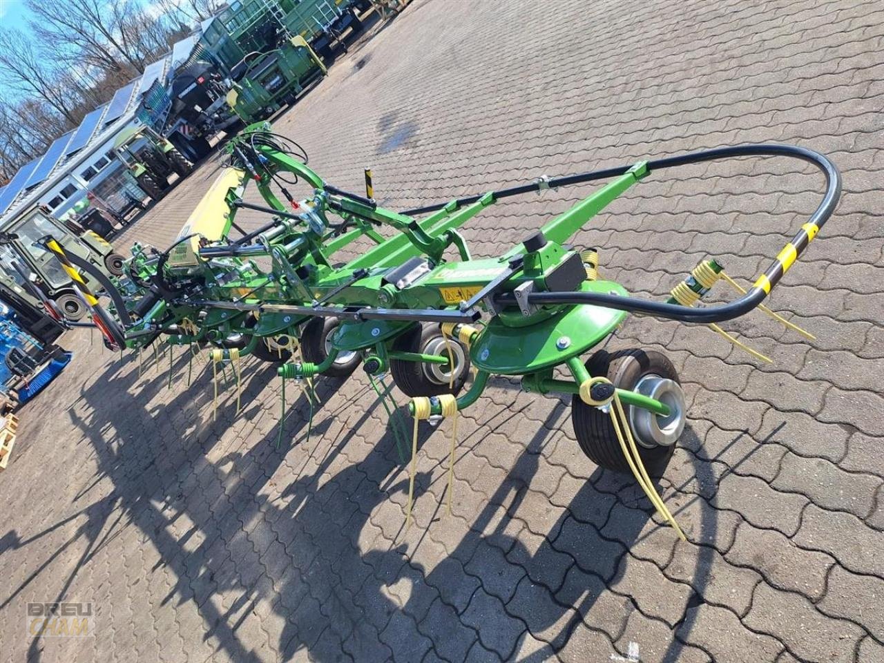 Kreiselheuer Türe ait Krone Vendro 820, Neumaschine içinde Cham (resim 3)