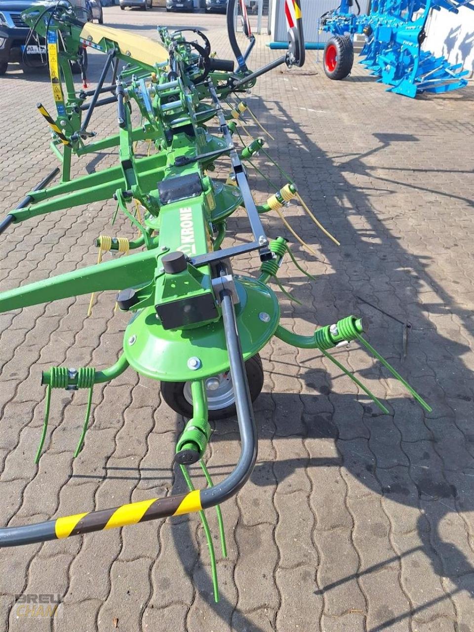 Kreiselheuer Türe ait Krone Vendro 820, Neumaschine içinde Cham (resim 7)