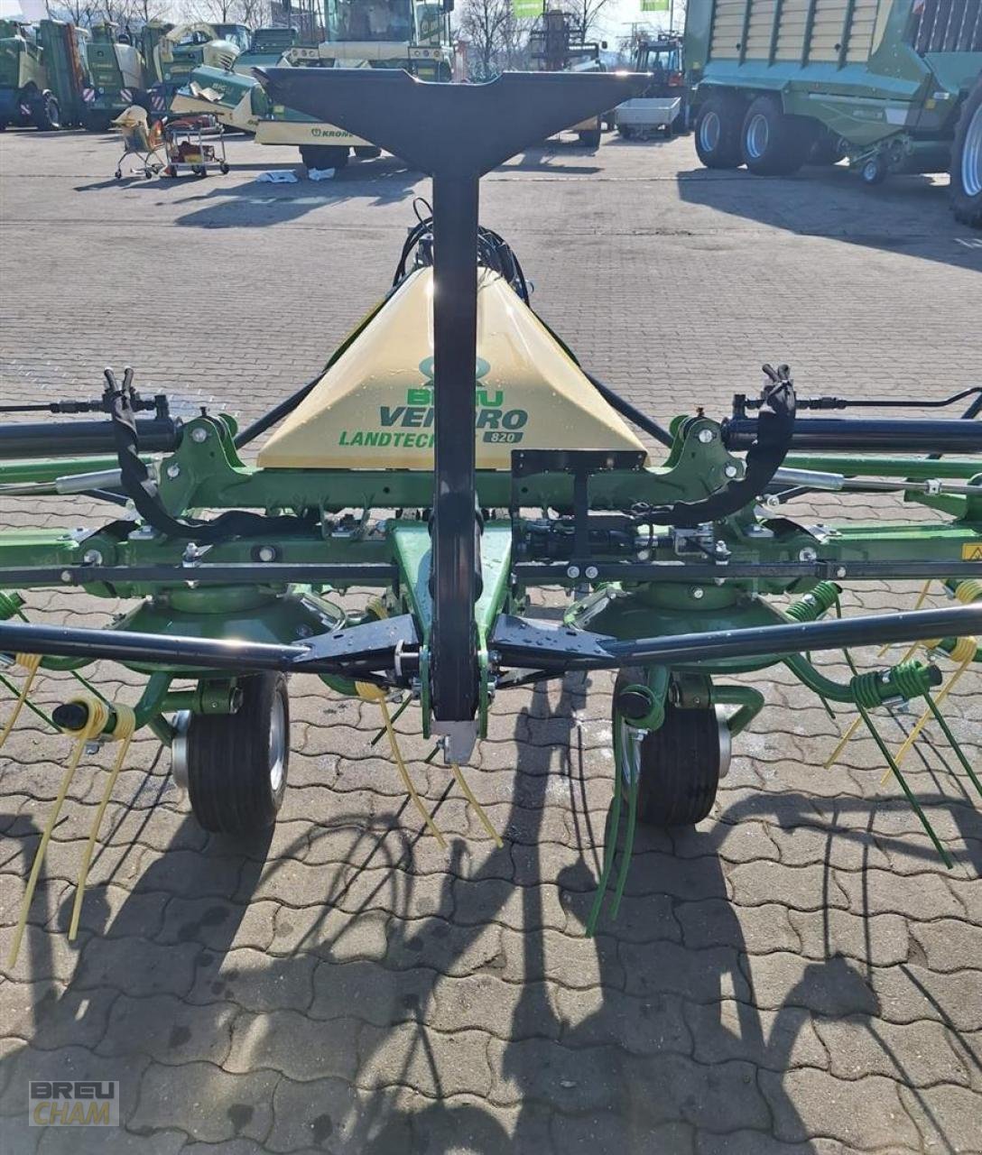 Kreiselheuer Türe ait Krone Vendro 820, Neumaschine içinde Cham (resim 9)