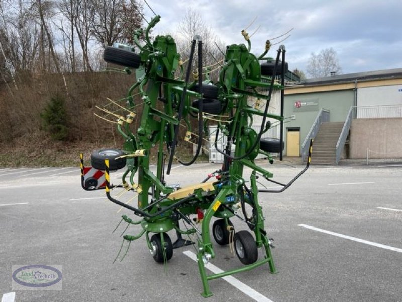 Kreiselheuer des Typs Krone Vendro 820, Neumaschine in Münzkirchen (Bild 3)