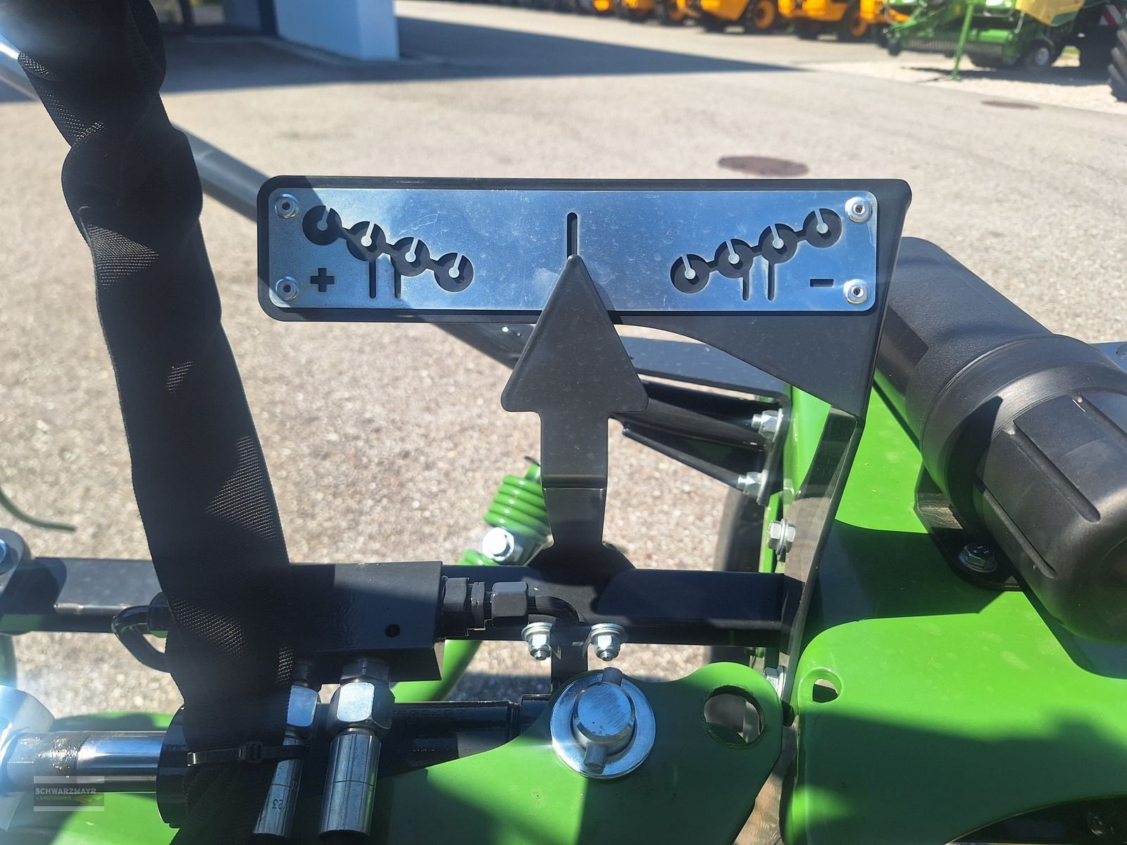 Kreiselheuer des Typs Krone Vendro 900, Neumaschine in Aurolzmünster (Bild 16)