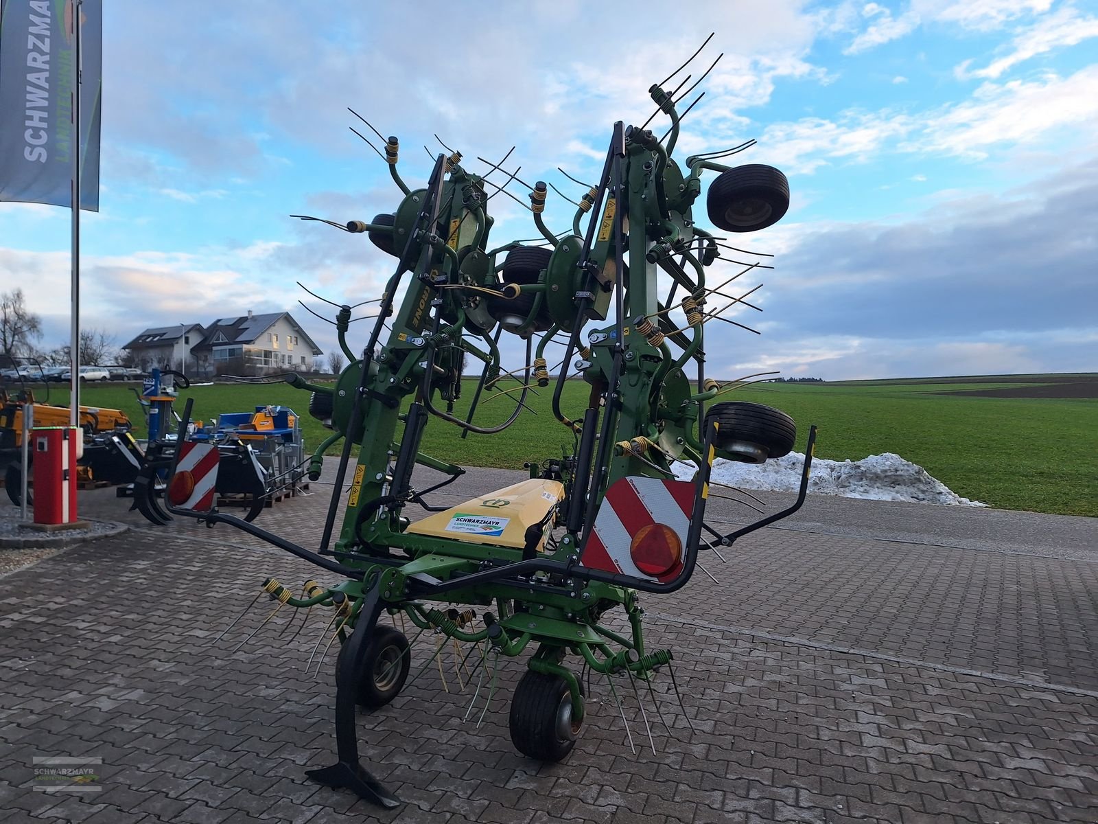 Kreiselheuer Türe ait Krone Vendro 900, Gebrauchtmaschine içinde Aurolzmünster (resim 3)