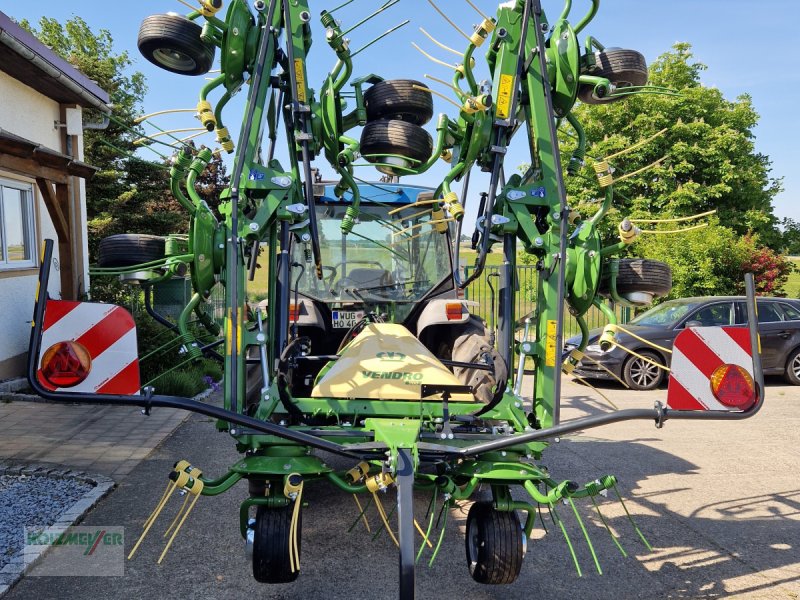 Krone Vendro 900, Neumaschine, Baujahr: 2023 (Bild 1) Kreiselheuer des Typs Krone Vendro 900, Neumaschine in Gunzenhausen (Bild 1)