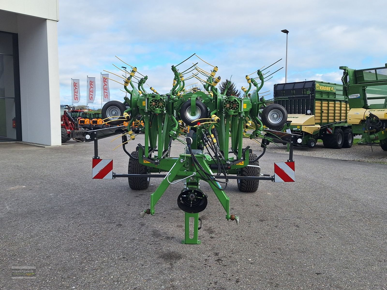 Kreiselheuer a típus Krone Vendro C 1120 PLUS, Neumaschine ekkor: Gampern (Kép 26)