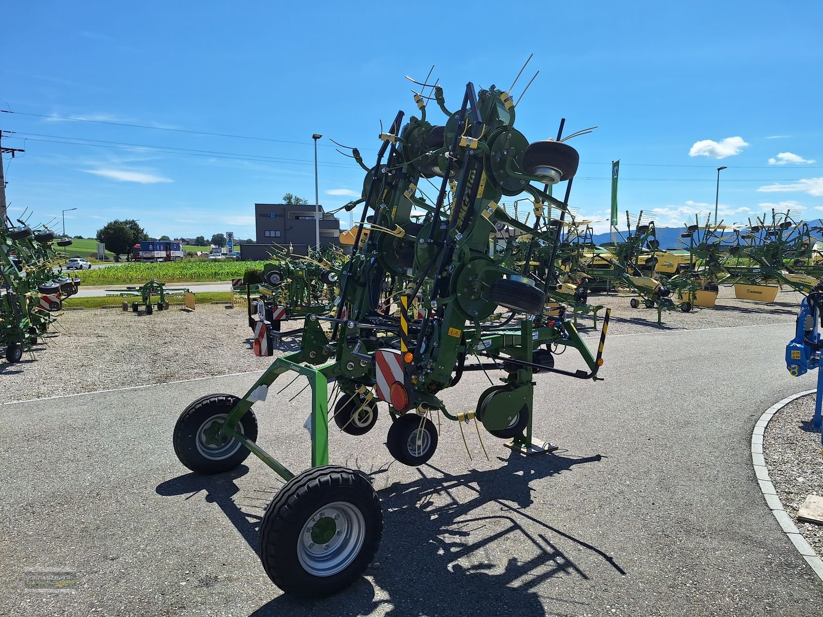 Kreiselheuer of the type Krone Vendro T 1020, Neumaschine in Aurolzmünster (Picture 4)